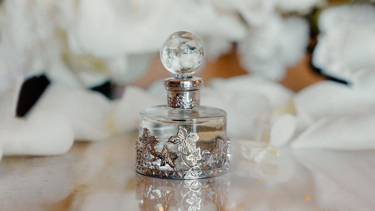 How to use concentrated perfume oils (Attar) Swiss Arabian Kuwait